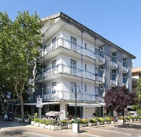 B&B Hotel Lucciola Cattolica Eksteriør billede