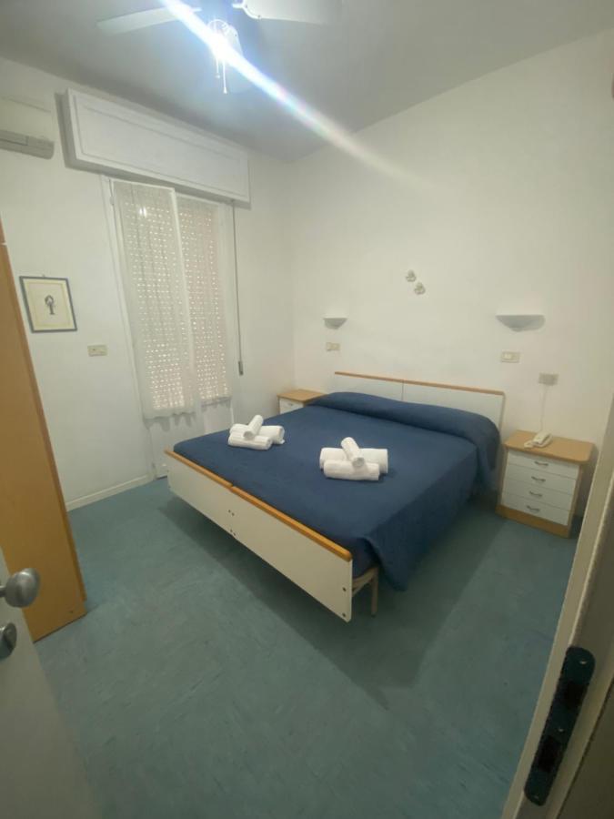 B&B Hotel Lucciola Cattolica Eksteriør billede