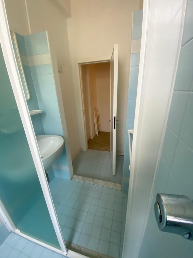 B&B Hotel Lucciola Cattolica Eksteriør billede