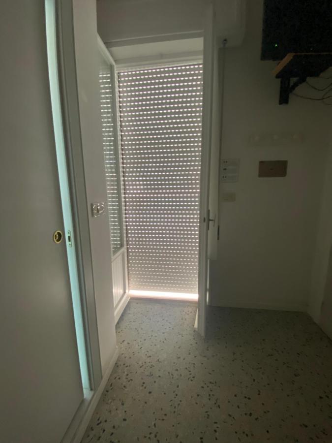 B&B Hotel Lucciola Cattolica Eksteriør billede